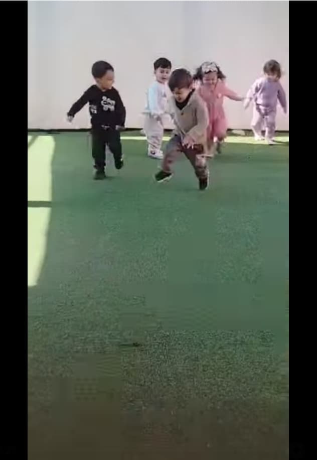 استمتعنا باللعب بالساحة…