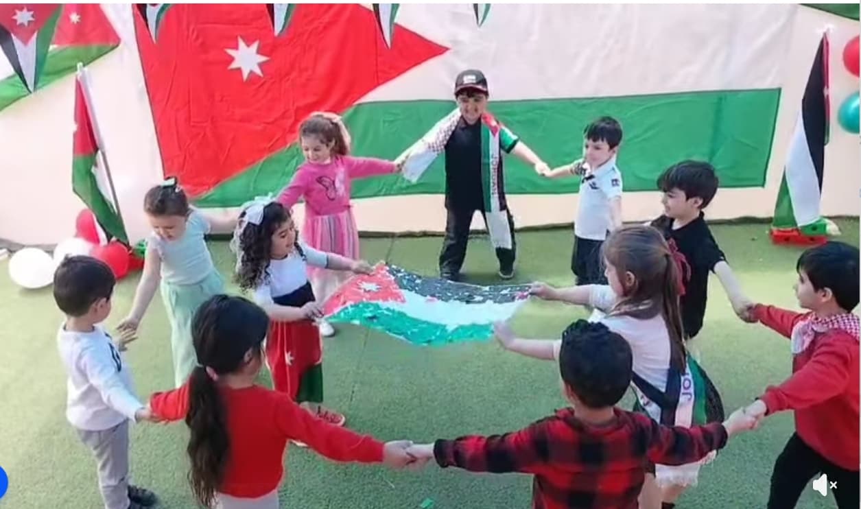 اليوم نحتفل بـ عيد العلم الأردني 🇯🇴