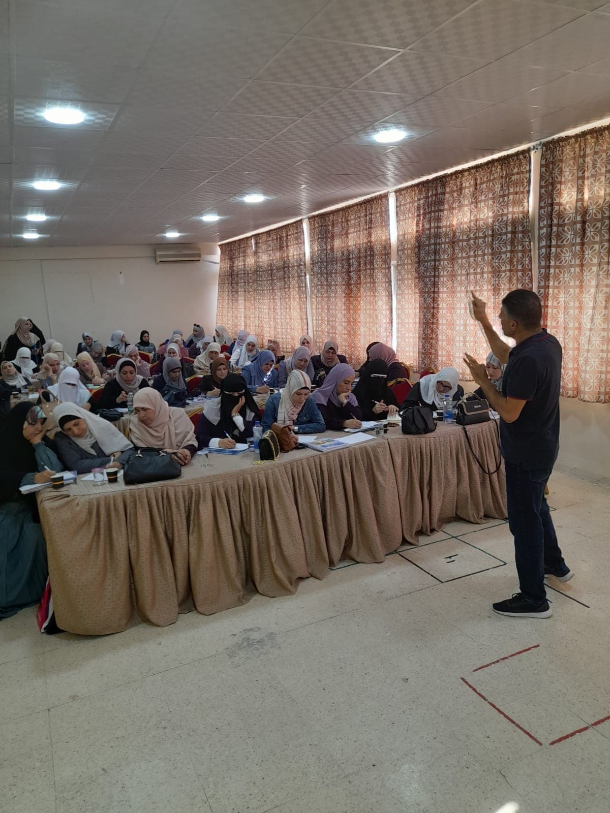 دار غد الأجيال للنشر والتوزيع — 2