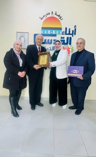 وفد نقطة ضوء يزور "أبناء القدس"