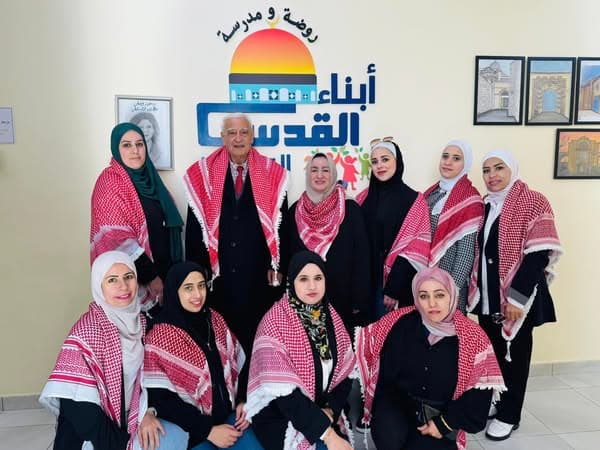 كل عام ورايتنا خفاقة في سماء المجد..