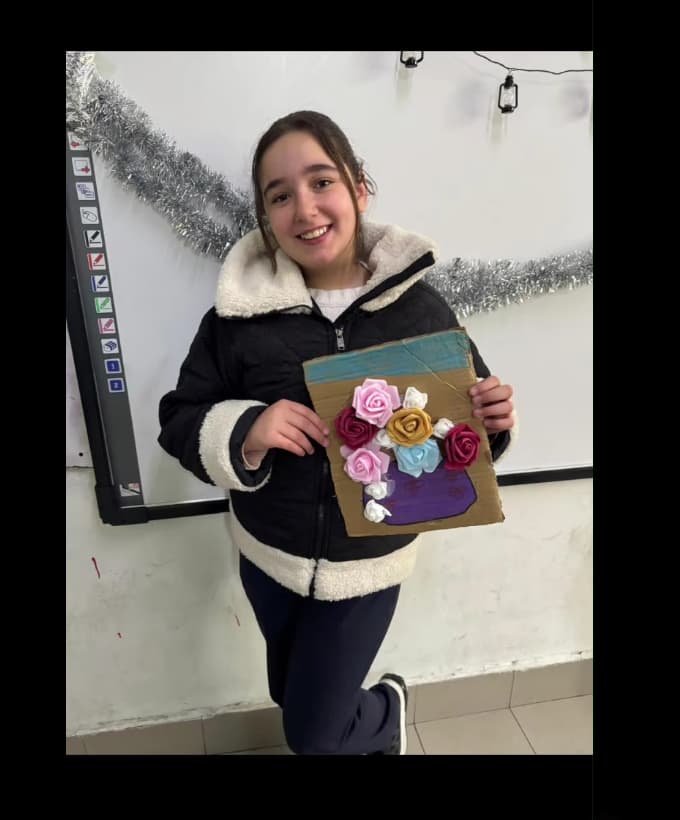 نشاط فني مميز بعنوان Flower Basket