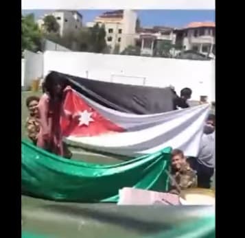 كل عام و رايتنا مرفوعة شامخة