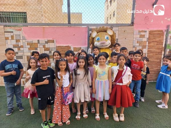 طلاب الاول ب الحلوين الأبطال