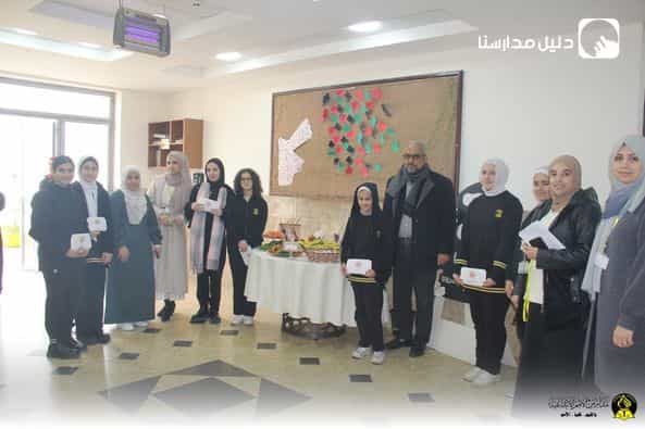 ضمن المبادرة التي أطلقنها طالبات الصف الثامن تحت عنوان "و في أنفسكم أفلا تبصرون"