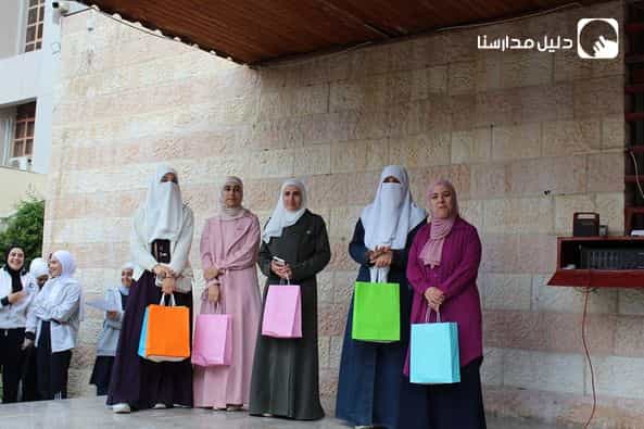 قامت المعلمة بيان أبو فارس بإطلاق مبادرة سوق (روضة من رياض الجنة)