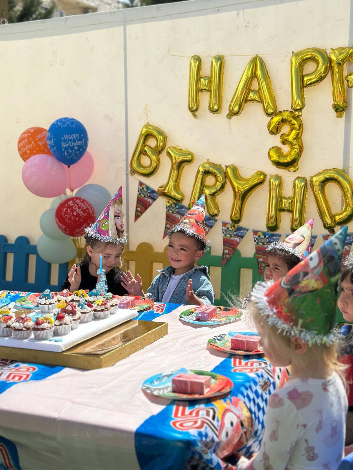 كل عام وانت بالف خير ادم ...عيد ميلاد سعيد