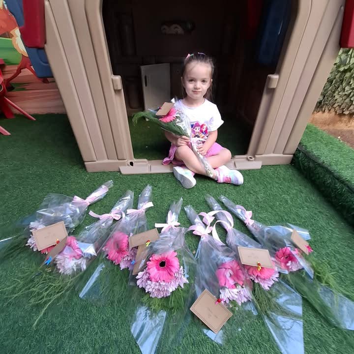 شكرا لاشن على وردات الحلوين